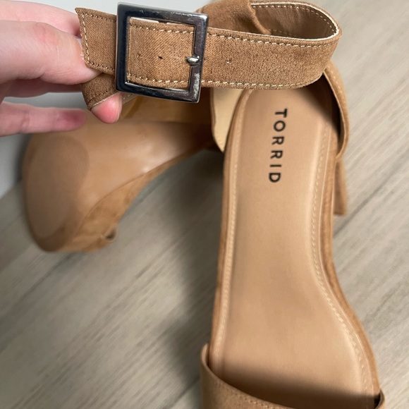 Torrid | Tan Platform Tapered Heel Sandal Wide Width 9.5 - Picture 7 of 7